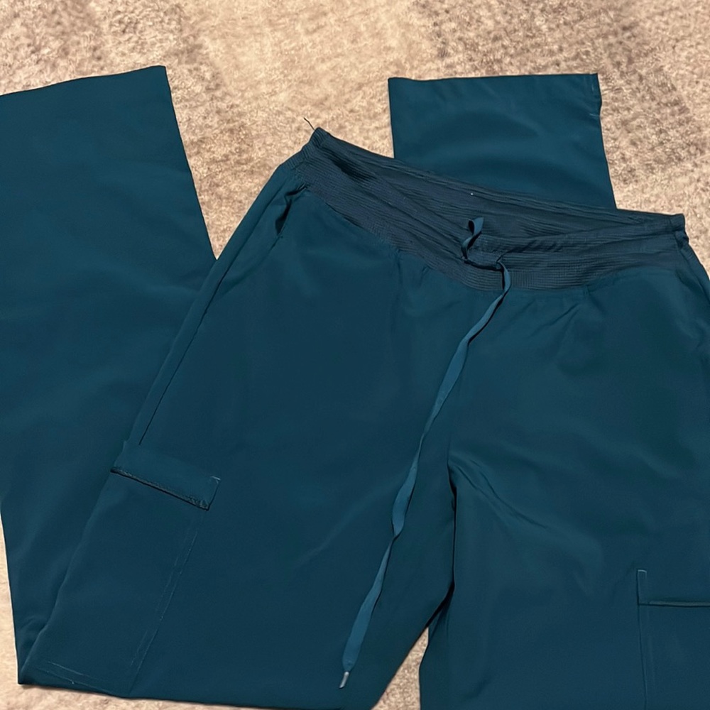 SCRUB PANTS
